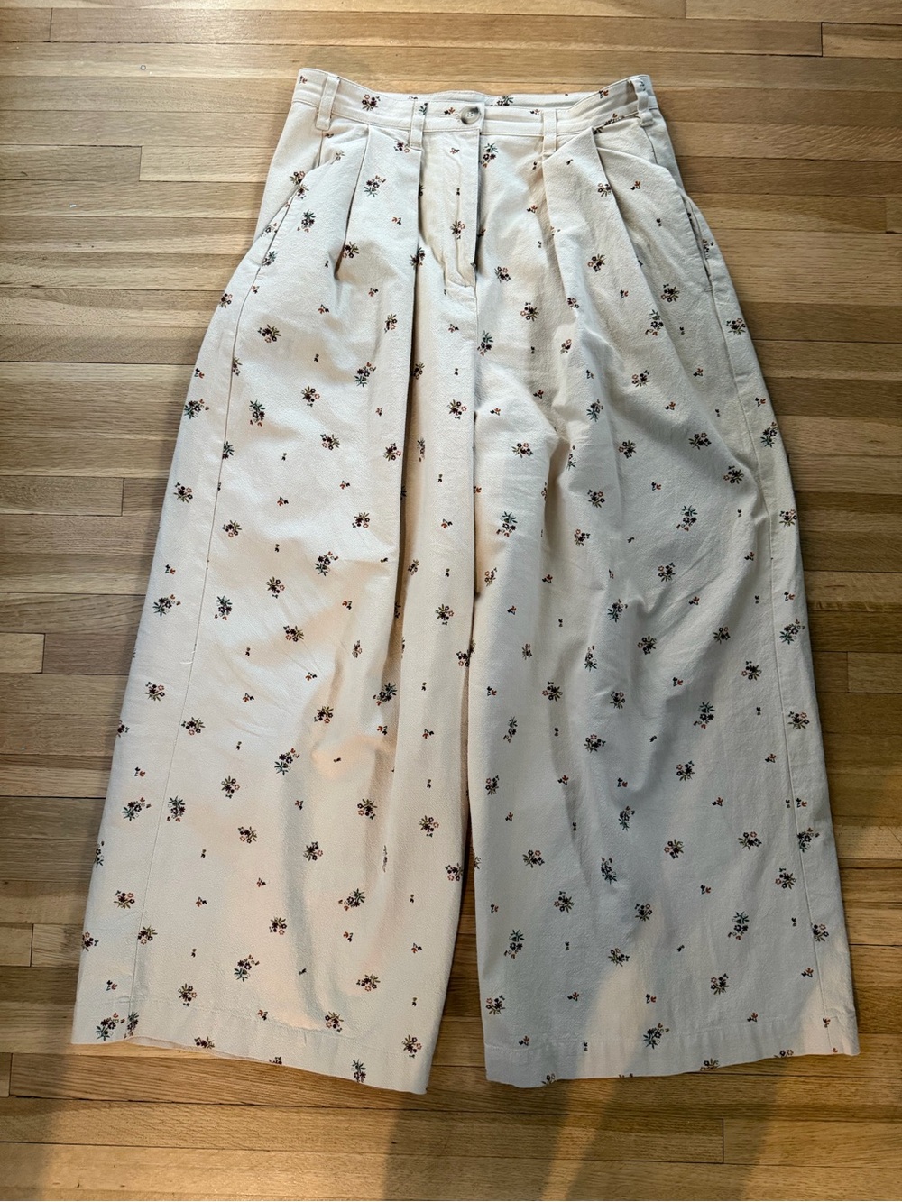 Meadows Wide-Leg Floral Cream Pants